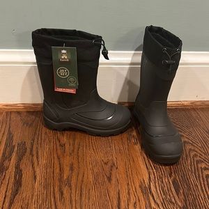 New with tags, kids size 2 Kamik black, insulated, waterproof boots